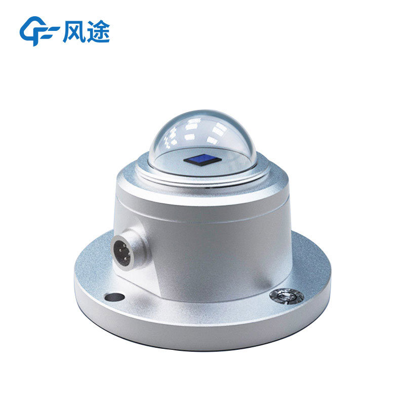 Photoelectric total radiation sensor