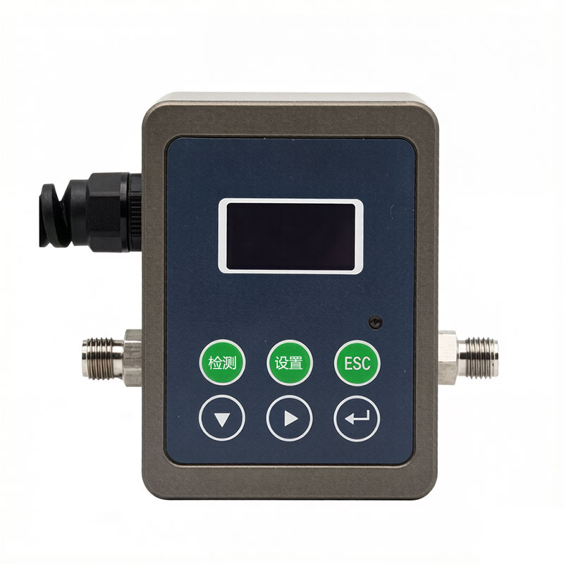 How does an online oil cleanliness analyzer achieve continuous monitoring of hydraulic systems?